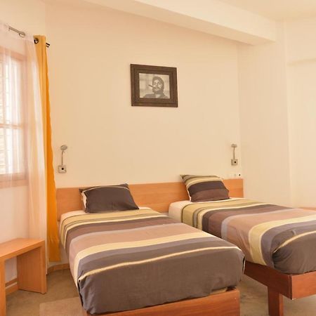 Residencial Che Guevara Bed & Breakfast Миндело Екстериор снимка